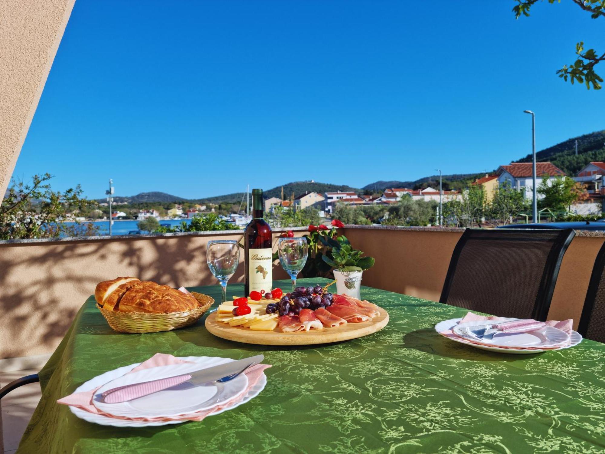Gracienda Appartement Bilice Buitenkant foto
